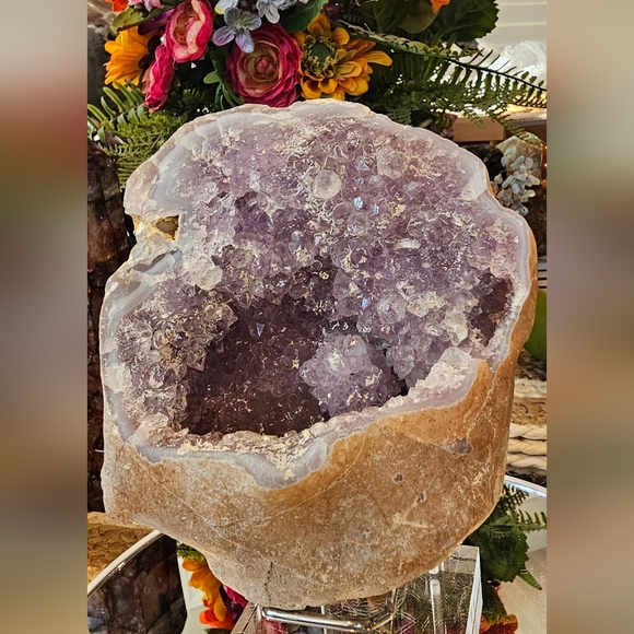Amethyst Geode With Flower Formation Within Cave And Blue Agate Banding - Picture 7 of 12
